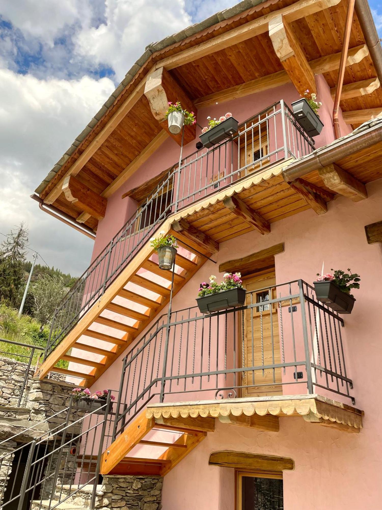 Hotel La Famille D'Evian Villeneuve Exterior foto