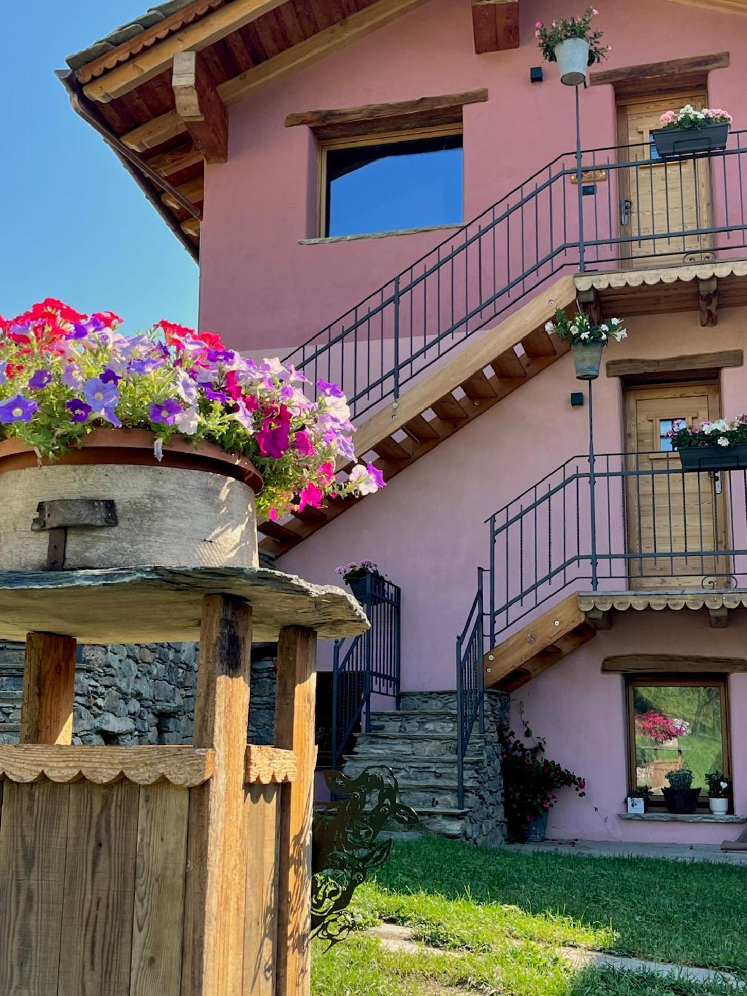 Hotel La Famille D'Evian Villeneuve Exterior foto